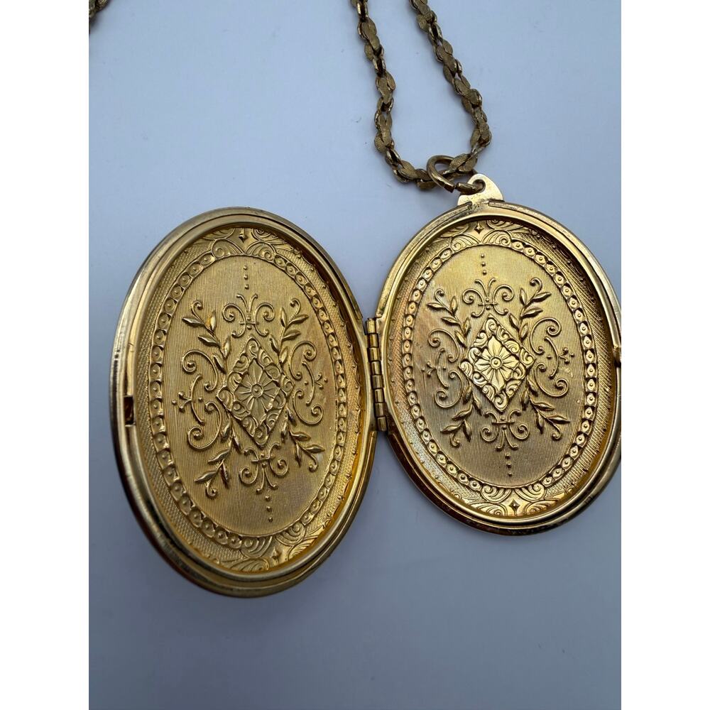 Vintage Miriam Haskell Large Floral Locket Pendant Necklace Signed 1970s - Picture 4 of 9